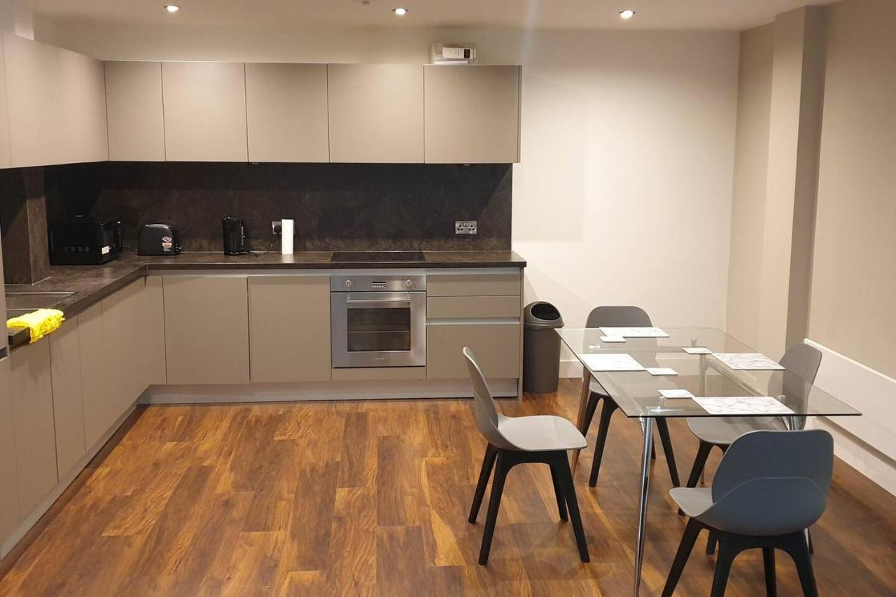 Stunning 2-Bed Apartment In Manchester City Centre Exterior foto